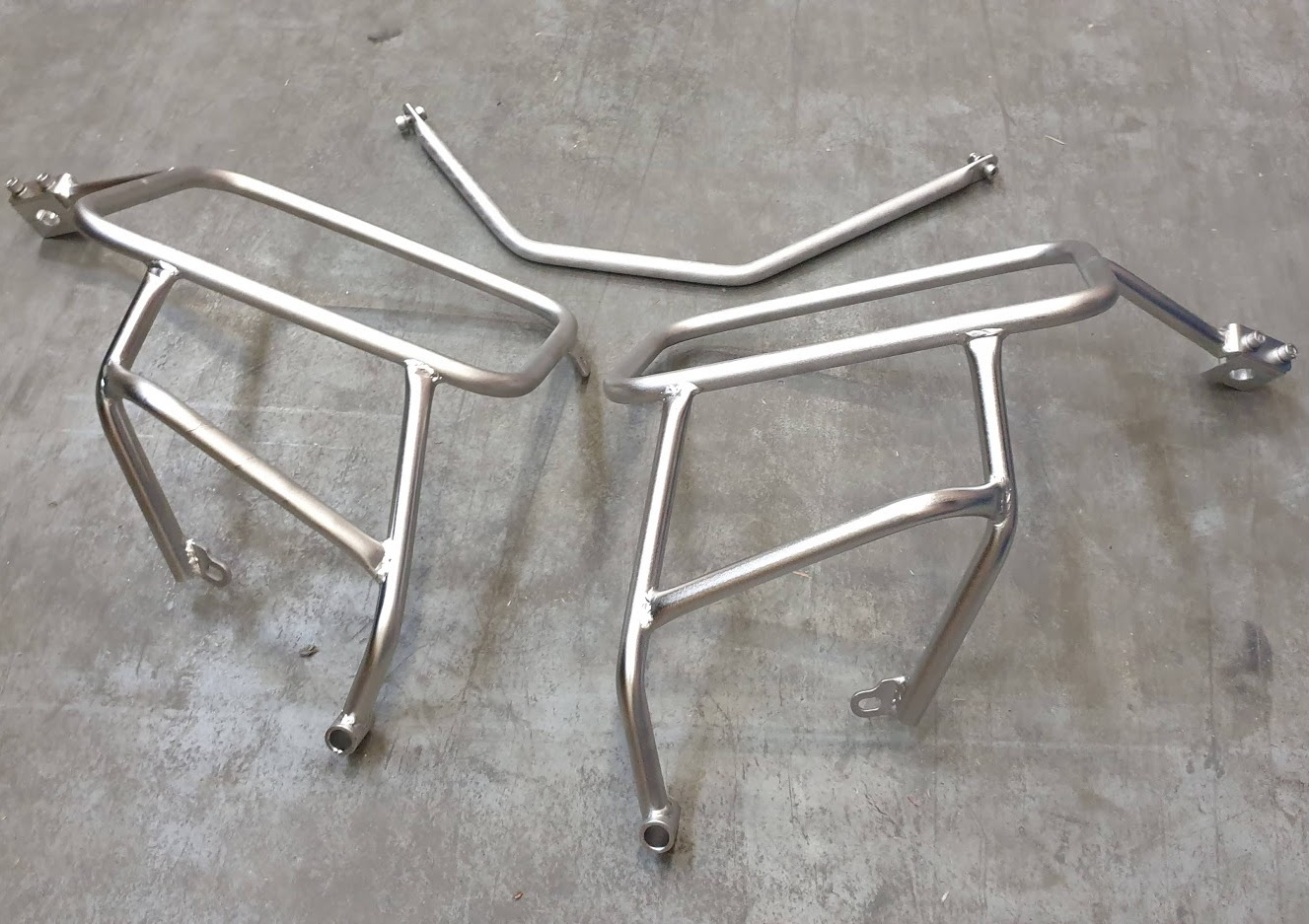 QUORO držiaky na ALU kufre BMW F800GS